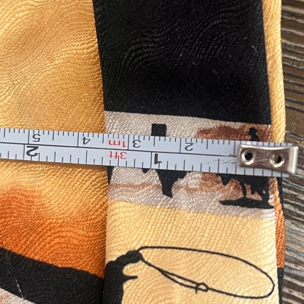 Limited Edition - Rockmount Mens Trail Riders Silhouette Silk Tie Gold